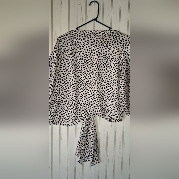 Ladies Adrienne Leopard Print Tie Front Cropped Blouse Oversized Going Out Small - Picture 6 of 8